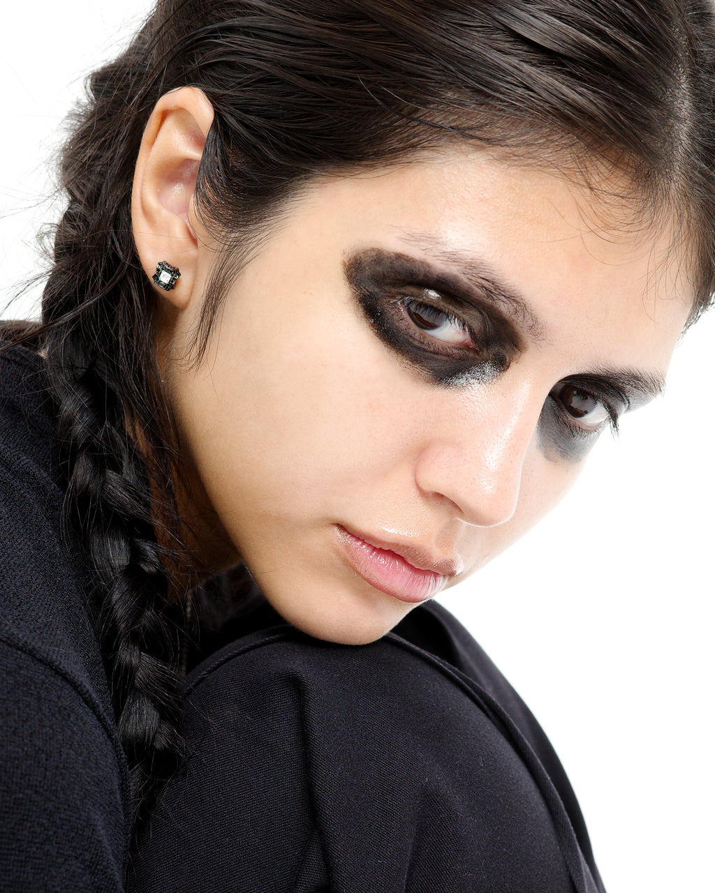 VAULT STUDS 'BLACK'